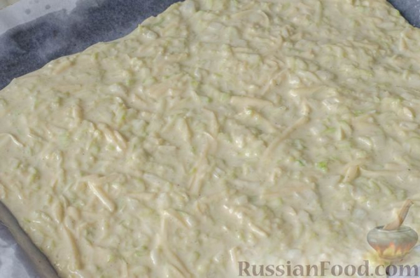 Рулет из кабачков с творожно-сырной начинкой и сладким перцем