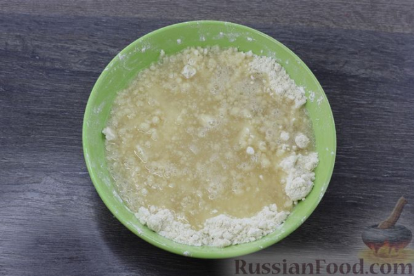 Постный тёртый пирог с малиной