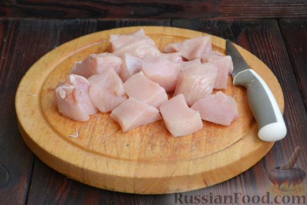 Шашлычки из куриного филе в йогуртовом маринаде, с беконом