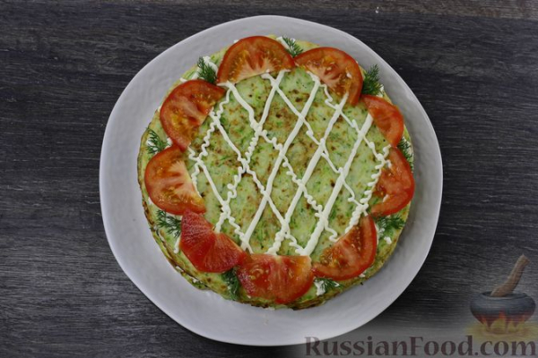 Кабачковый торт с крабовыми палочками, яйцами и сыром