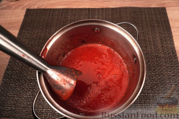 Суфле из клубники, с голубикой