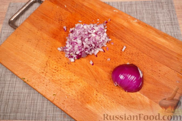 Кабачки, фаршированные творогом, брынзой и сладким перцем