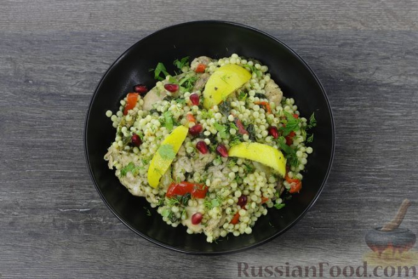 Птитим с курицей и шпинатом