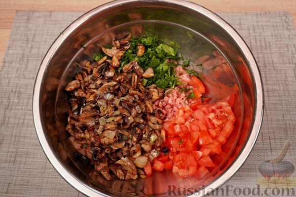 Фаршированные кабачки с мясом и грибами