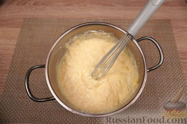 Хек, запечённый с кабачками и сливочным соусом