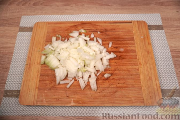 Запеканка из кабачков, с помидорами, беконом и сыром