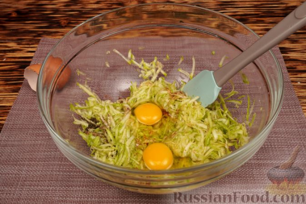 Запеканка из кабачков с брынзой