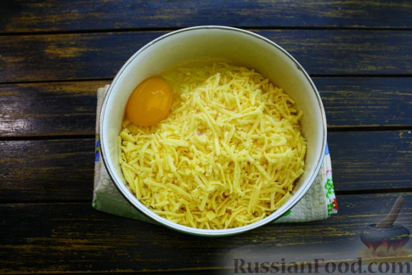 Жареные рулетики из баклажанов с сыром