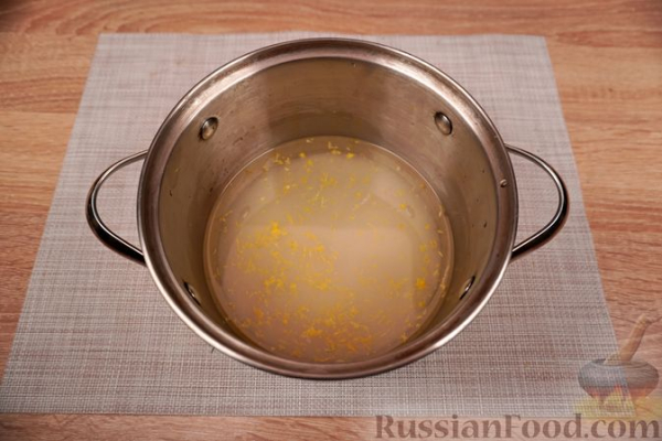 Сарагли с заварным кремом и персиками