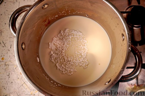 Локше (картофельные лепёшки со сладкой маковой начинкой)