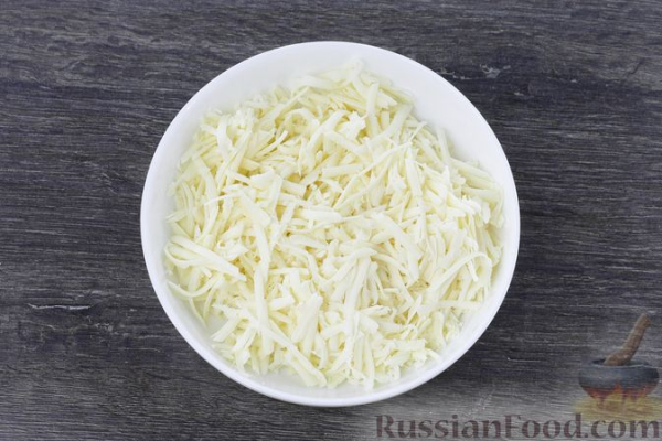 Лапша с грибами и кабачками в сливочном соусе
