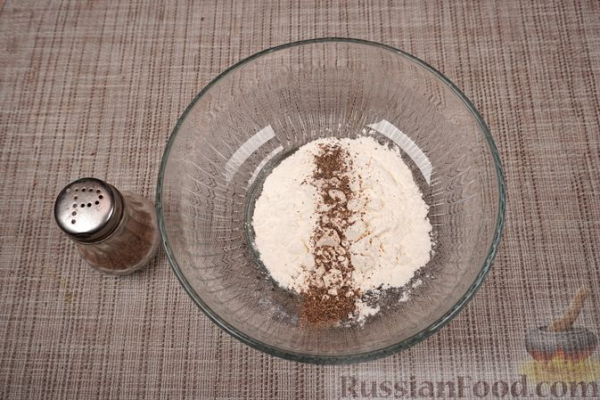Жареные баклажаны с помидорами и соусом "Муждей"