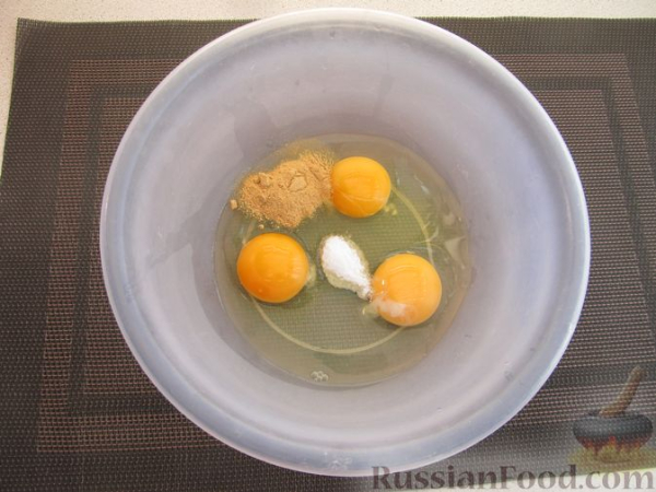 Заливной миндальный пирог с яйцами и зелёным луком (без муки)