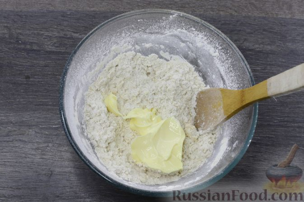 Песочный пирог с голубикой