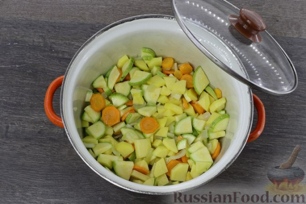 Овощной суп с картофельно-сырными галушками