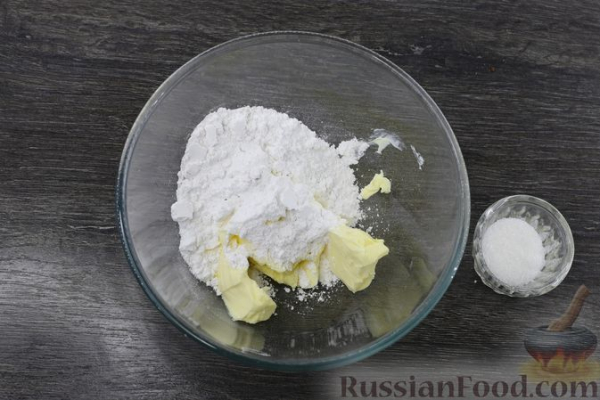 Шоколадный пирог с малиной