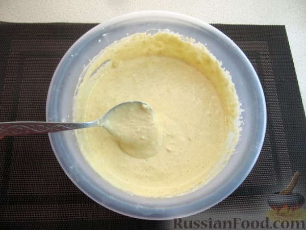 Заливной миндальный пирог с яйцами и зелёным луком (без муки)