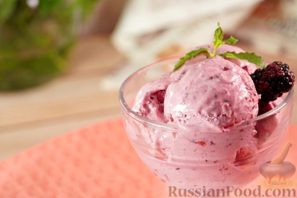 Ежевичное мороженое