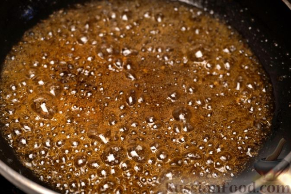 Фаршированные кабачки с йогуртовым соусом