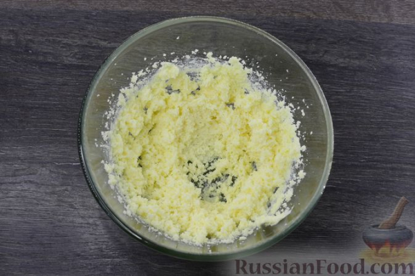 Шоколадный пирог с малиной