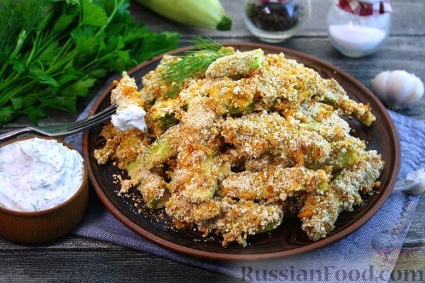 Запечённые кабачки в сырной панировке