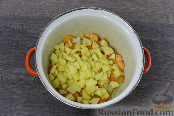 Овощной суп с картофельно-сырными галушками