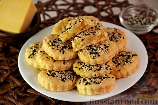 Сырное печенье на пиве