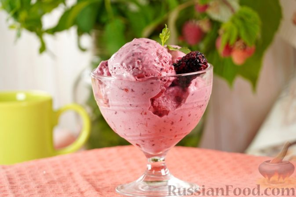Ежевичное мороженое