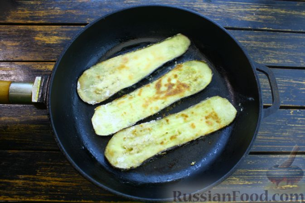 Жареные рулетики из баклажанов с сыром