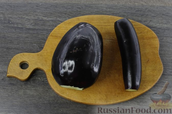 Рулетики из баклажанов с творогом и сыром
