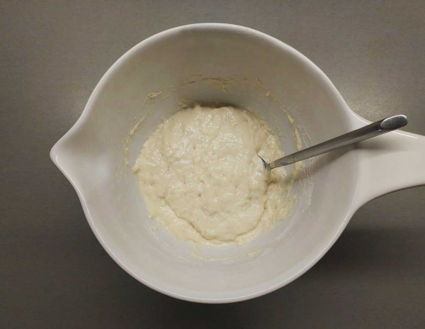 Оладьи с черной смородиной