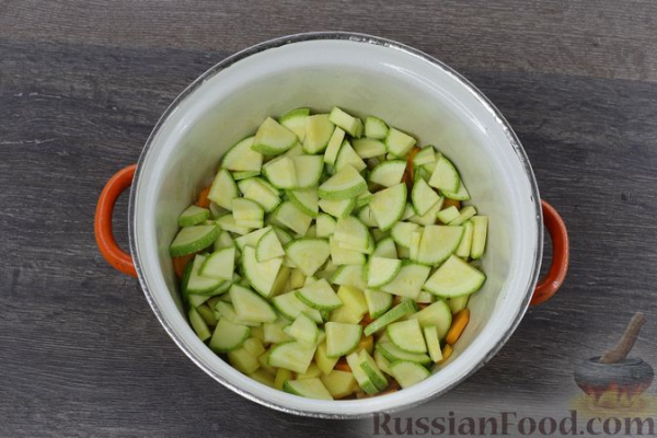 Овощной суп с картофельно-сырными галушками
