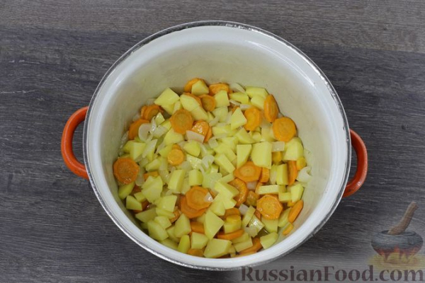 Овощной суп с картофельно-сырными галушками