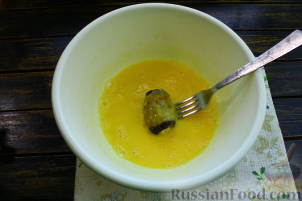 Жареные рулетики из баклажанов с сыром
