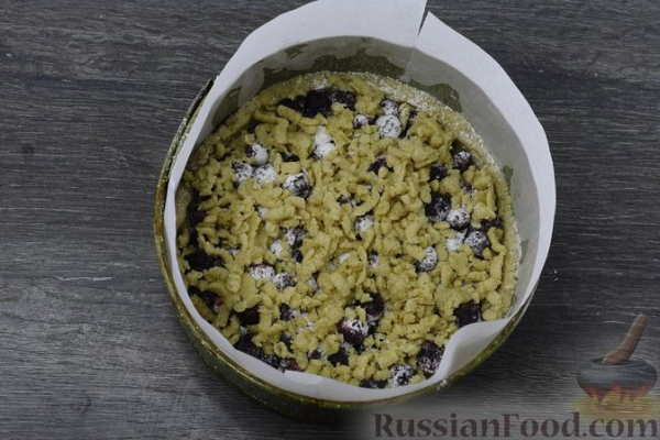 Песочный пирог с голубикой