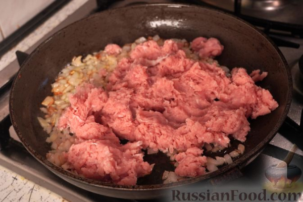 Фаршированные перцы с мясом и копчёным сыром