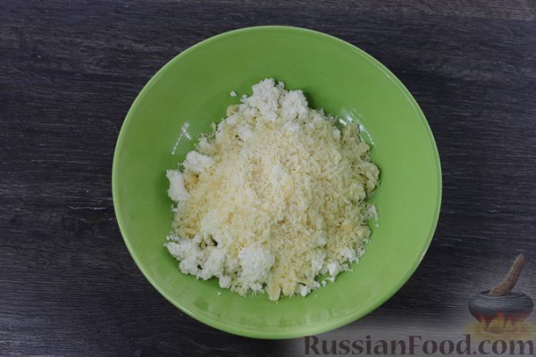 Рулетики из баклажанов с творогом и сыром