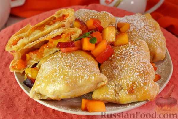 Плацинды с персиками и абрикосами (в духовке)
