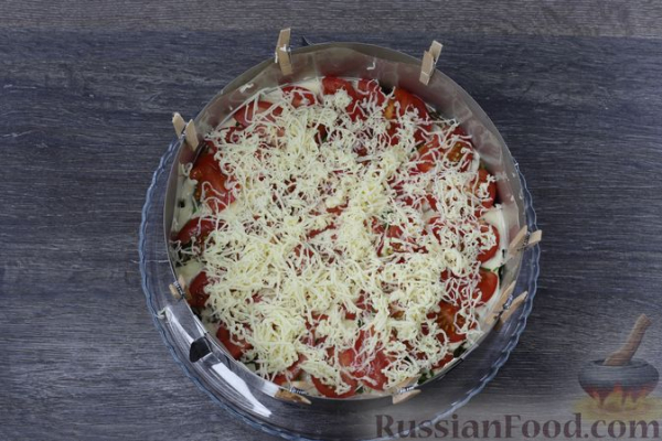 Закусочный торт из запечённых баклажанов, с помидорами и сыром