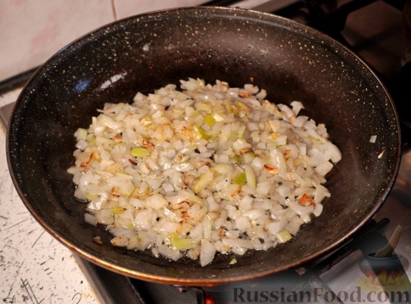 Фаршированный перец с мясом, рисом и овощами (в духовке)