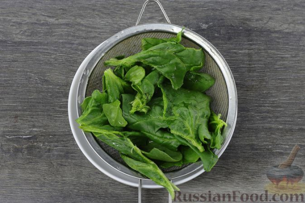 Птитим с курицей и шпинатом