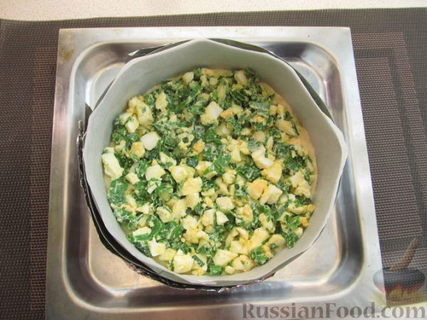 Заливной миндальный пирог с яйцами и зелёным луком (без муки)