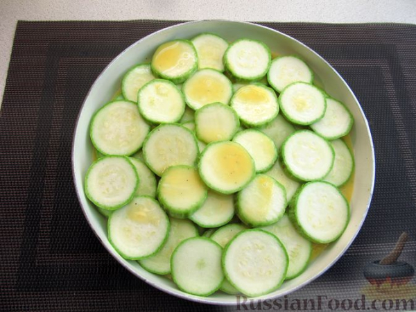 Запечённые кабачки в яично-молочной заливке, с сыром