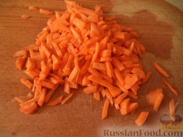 Борщ грибной с черносливом