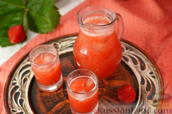 Клубнично-базиликовый шербет