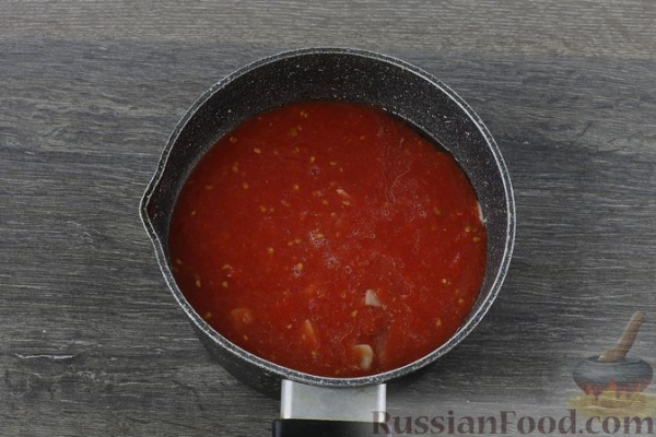 Рулетики из баклажанов с творогом и сыром