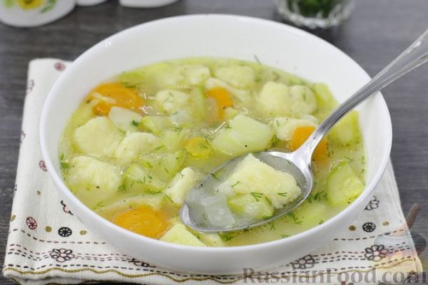 Овощной суп с картофельно-сырными галушками
