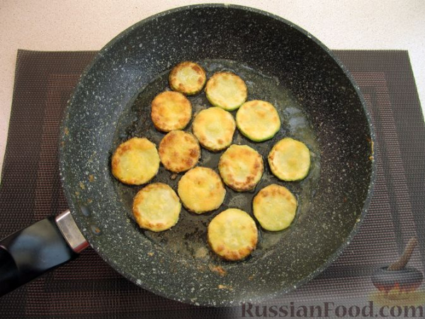 Закусочный кабачковый торт